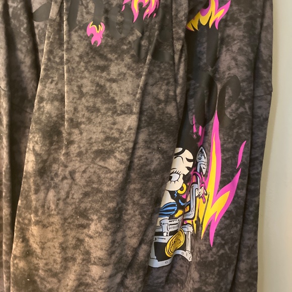 Betty Boop 2Piece Sweatsuit - Picture 5 of 7